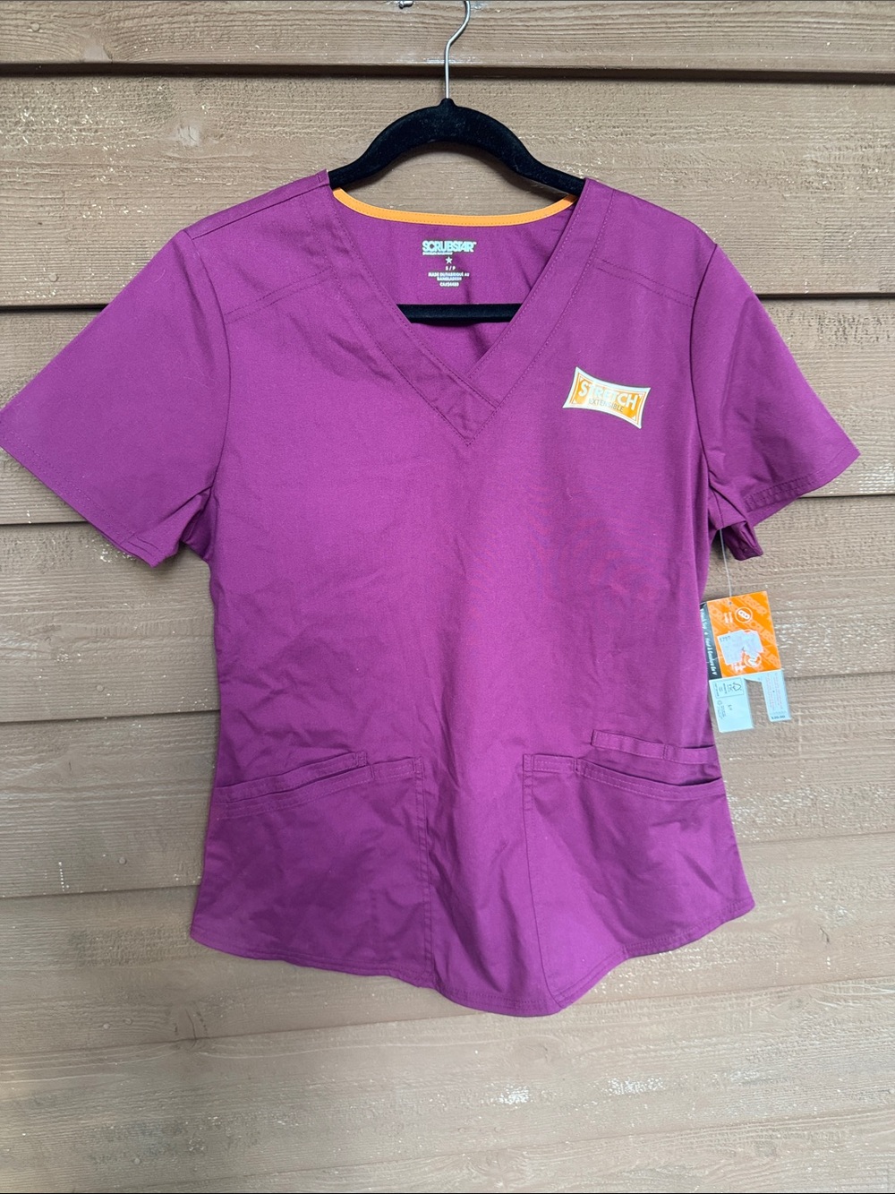 Scrubstar Short-Sleeve V-Neck Scrub Top in Maroon size Small